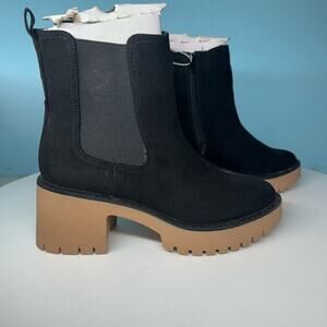 universal thread - black suede chunky heel boots size 6